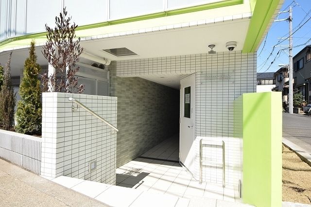エントランス　★エントランスは安心のオートロックです★