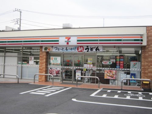 コンビニ　セブンイレブン 荒川南千住3丁目店（コンビニ）まで18m