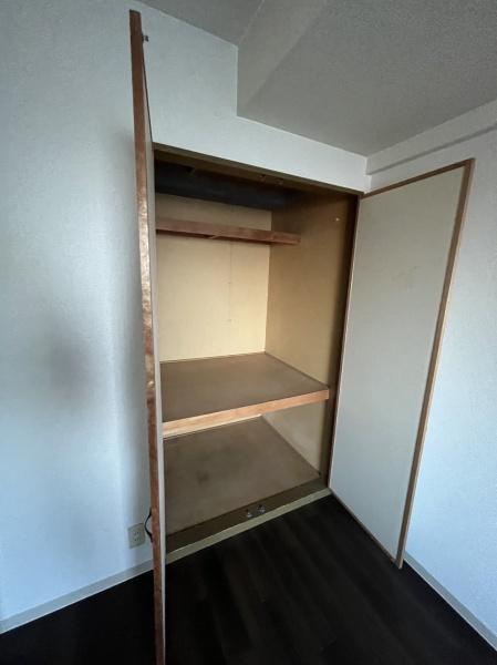 収納　大きなクロゼット