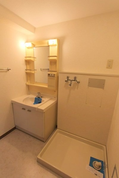 洗面設備　※別部屋参照　現況優先します