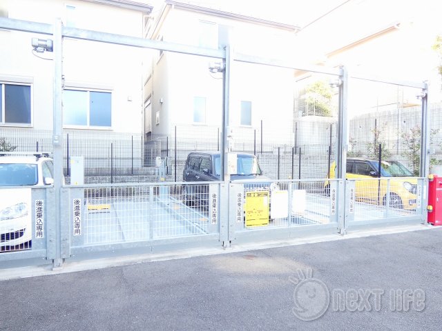 駐車場　ラフィスタ宮崎台