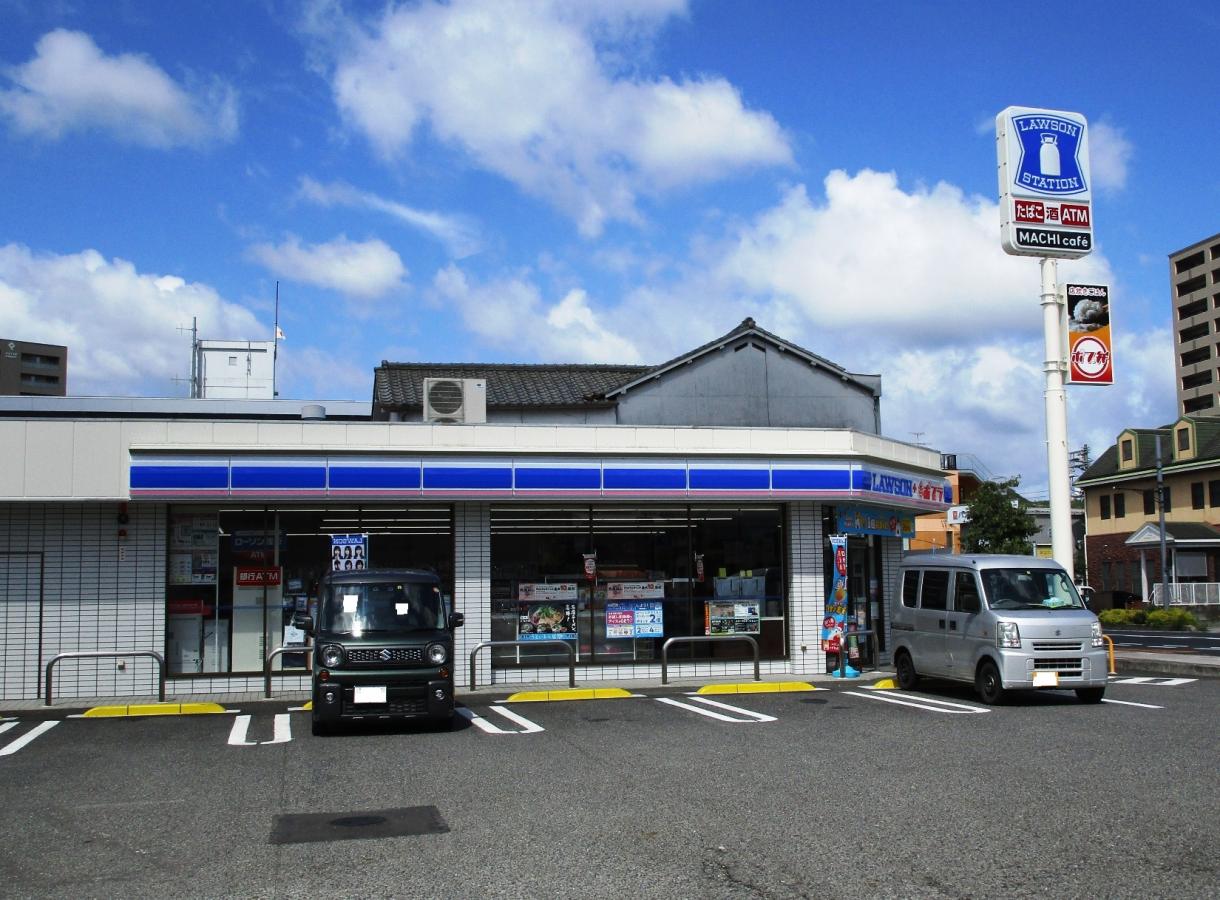コンビニ　ローソン岡山岡工前店（コンビニ）まで335m