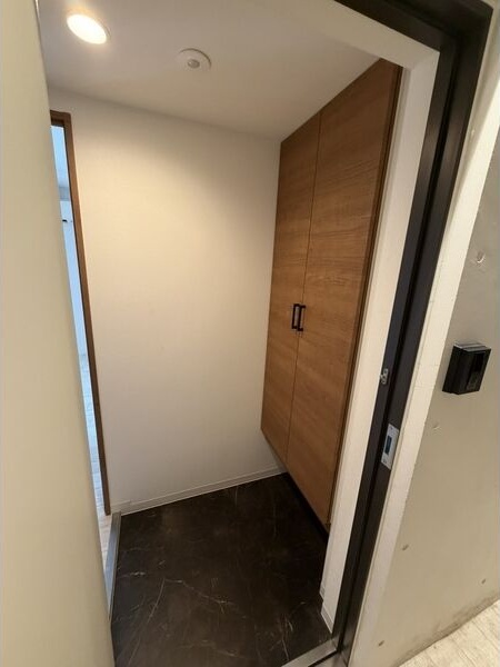 玄関　明るい玄関でお出迎え♪