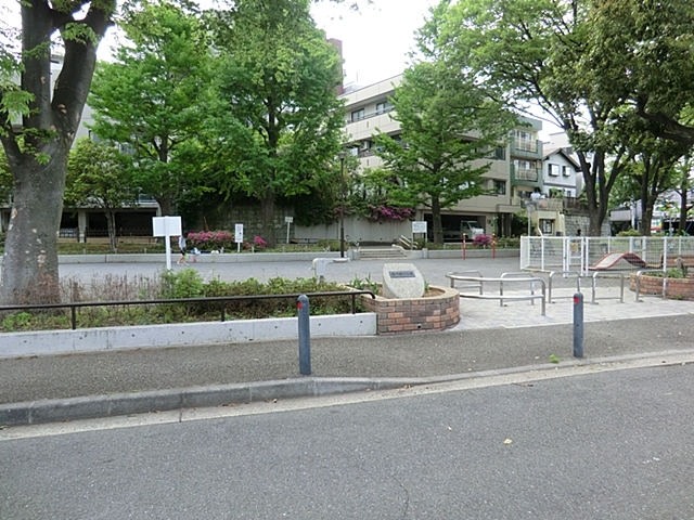 公園　西神奈川公園（公園）まで705m