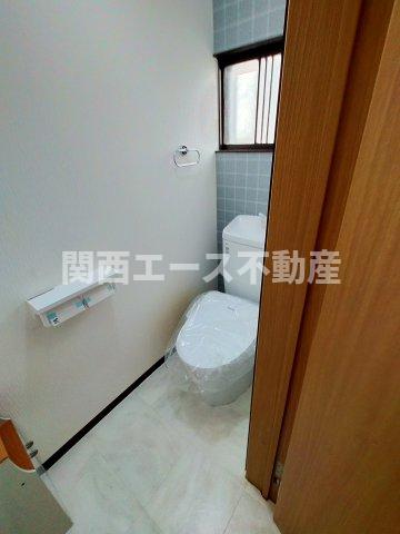 西楠の里町貸家のトイレ写真