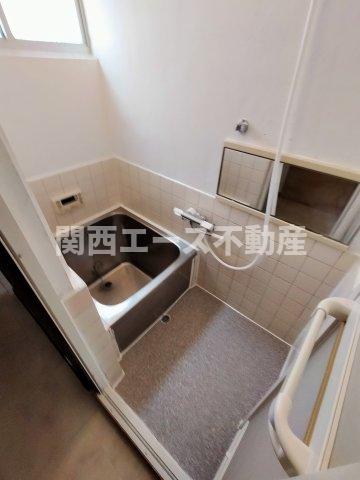 西楠の里町貸家の風呂写真