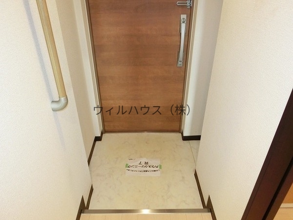 玄関　シューズボックスあり！