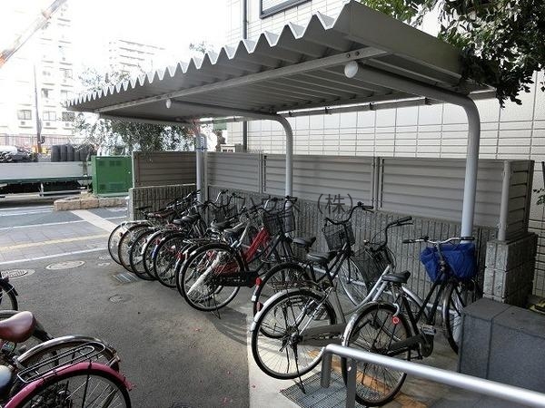 エントランス　駐輪場あり！
