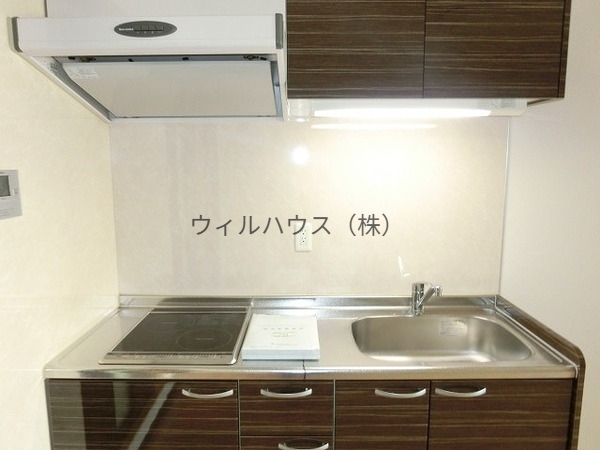 キッチン　お料理好きの方に嬉しいシステムキッチン！