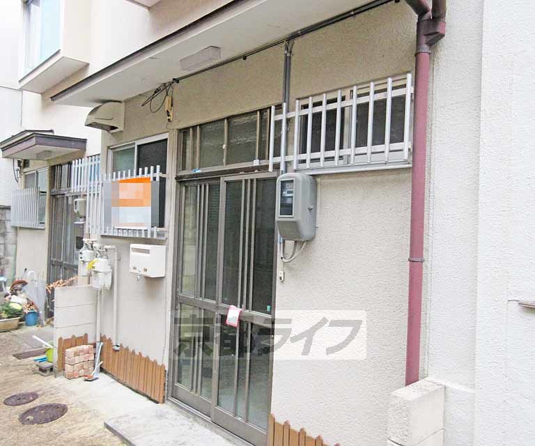 醍醐落保町貸家の外観写真