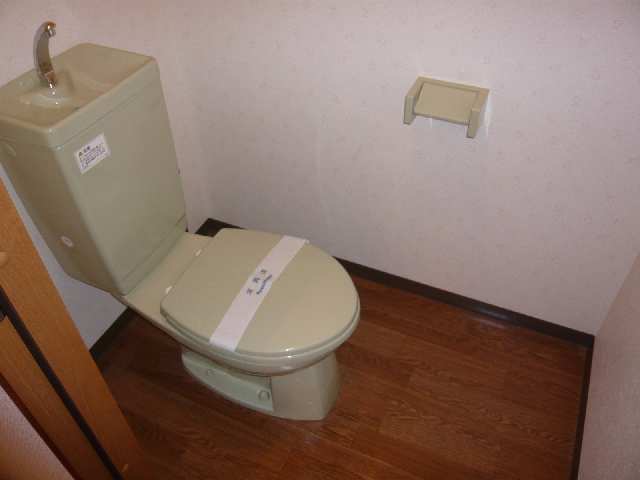 トイレ　同型タイプ