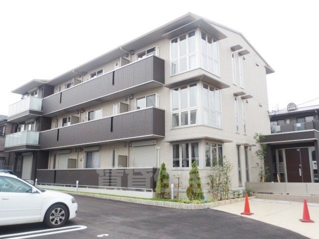 阪急京都線 総持寺駅 徒歩5分 築13年