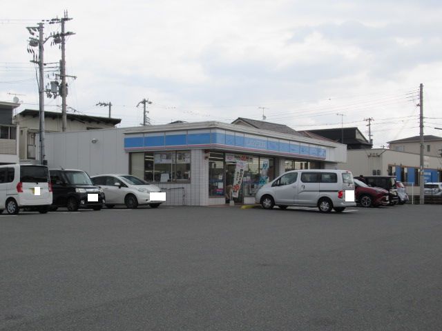 コンビニ　ローソン西二見店（コンビニ）まで419m