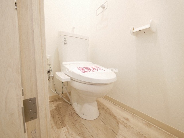 EIGHT SHIROKITAIIのトイレ写真