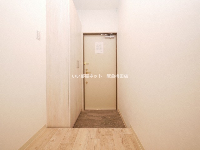 EIGHT SHIROKITAIIの玄関写真