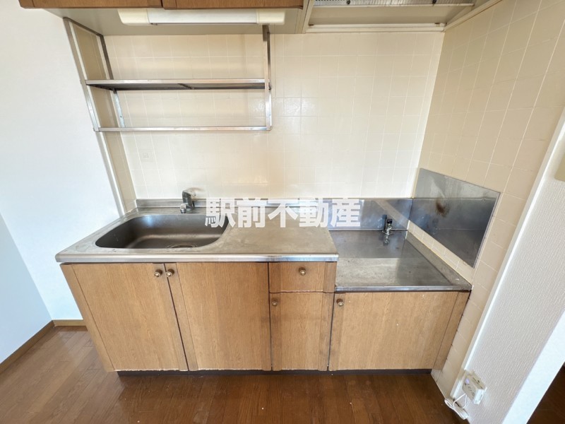 ＪＲ久大本線 南久留米駅 徒歩10分 3階建 築28年のキッチン写真
