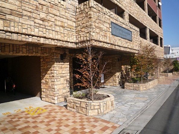 東急多摩川線 武蔵新田駅 徒歩7分 7階建 築22年の外観写真
