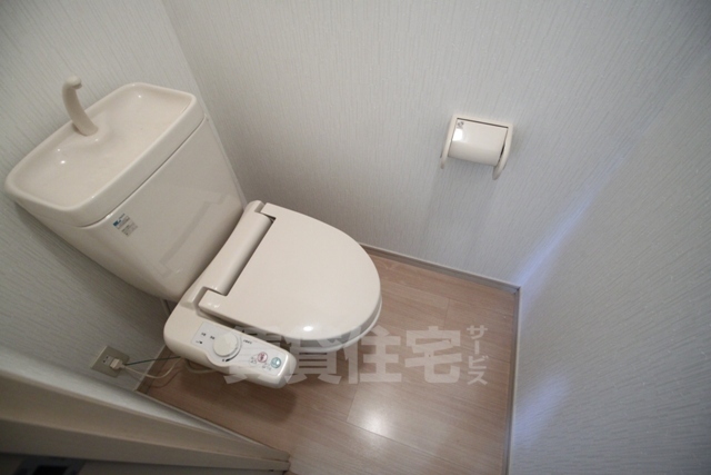 トイレ　同建物別部屋