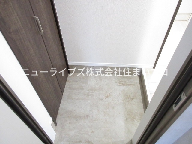 京阪本線 寝屋川市駅 徒歩15分 3階建 築2年の玄関写真