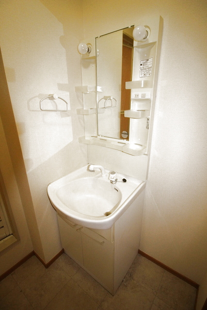 洗面設備　※写真は他号室です