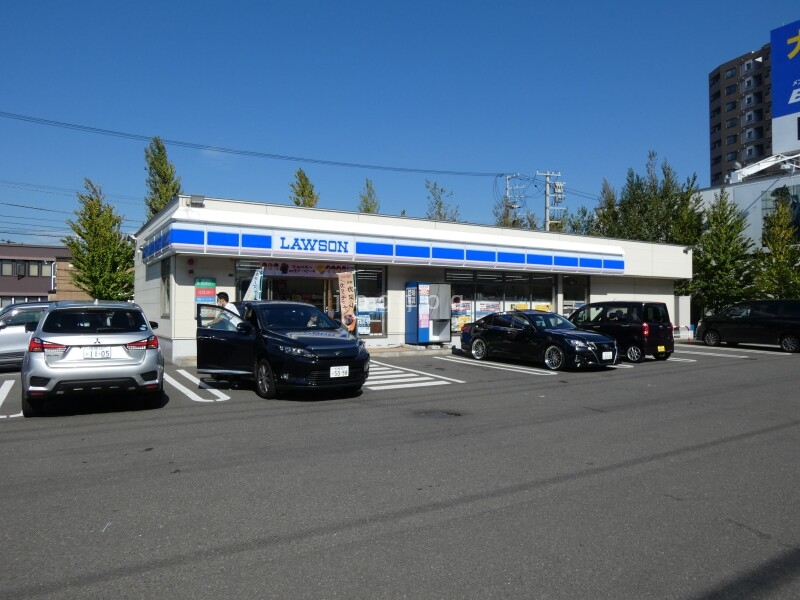 コンビニ　ローソン札幌北34東二十丁目店（コンビニ）まで428m