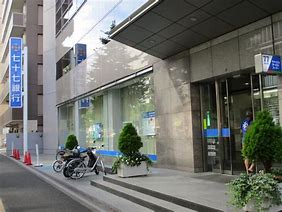 銀行　七十七銀行仙台東口支店（銀行）まで452m