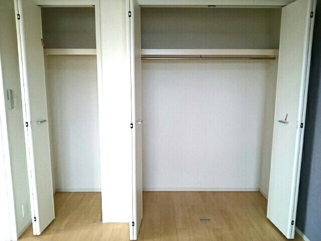 シルベーヌ豊山IIの内装写真