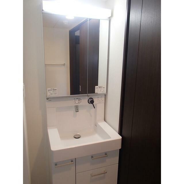 洗面設備　シャンプードレッサー※写真は同タイプ別部屋