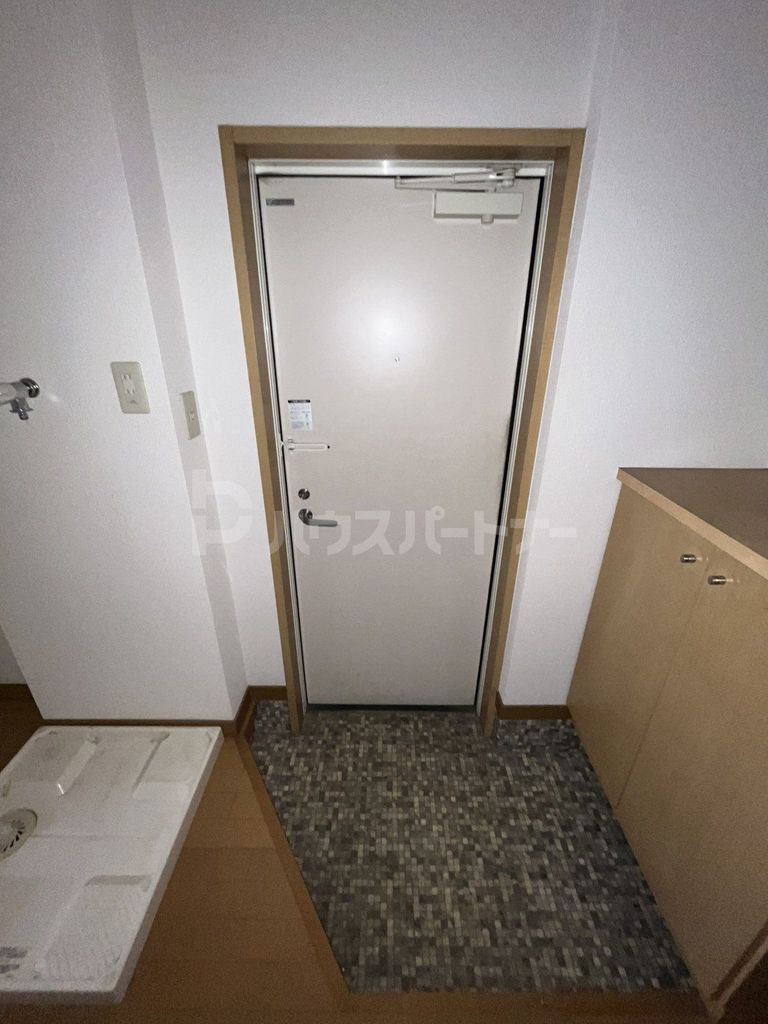 CASA DCの玄関写真