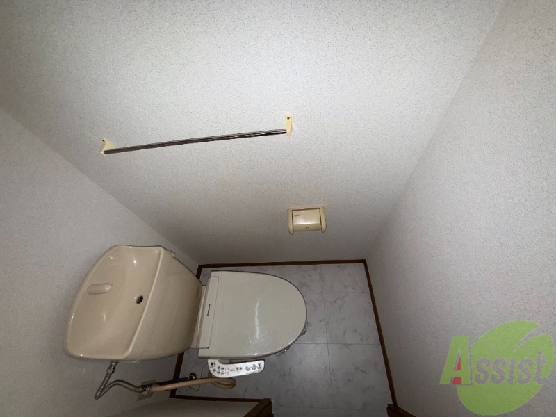 トイレ　トイレはこちらです。シンプルで使いやすそうですね。