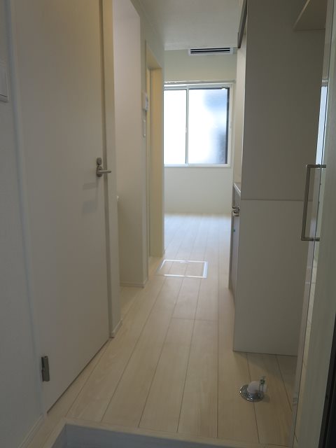 玄関　明るい玄関です