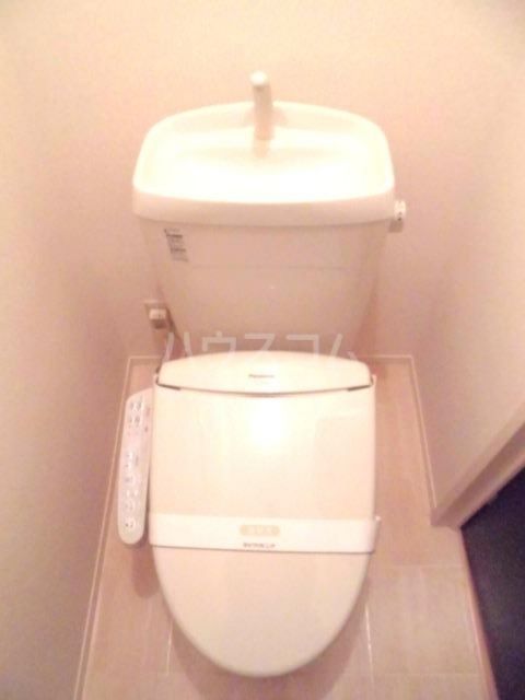 ウィステリアのトイレ写真