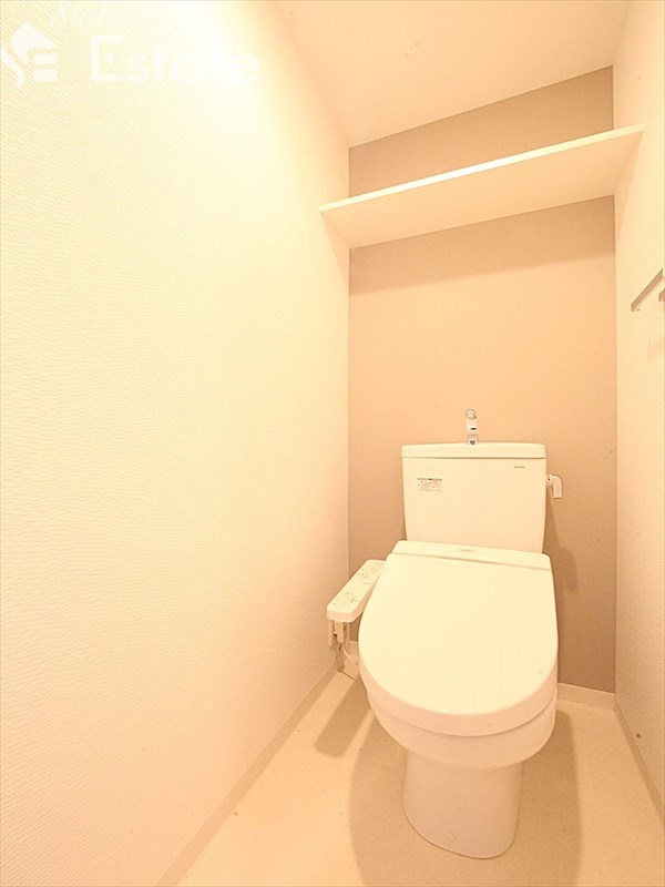 地下鉄東山線 新栄町駅 徒歩4分 15階建 築9年のトイレ写真