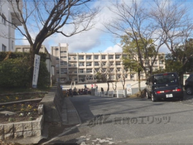小学校　仰木小学校（小学校）まで1300m
