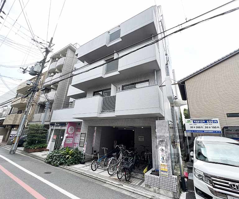 ロイヤルプラザ御幸町の外観写真