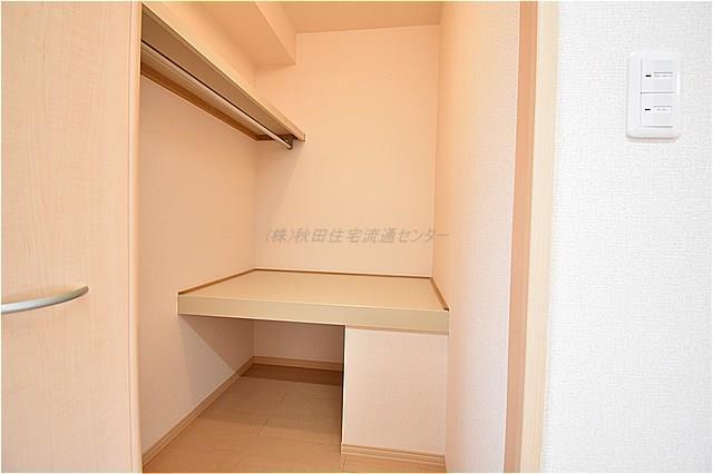 収納　ウォークインクローゼット