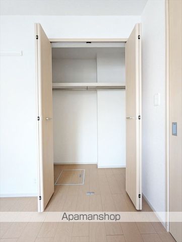ＪＲ宇野線 彦崎駅 徒歩6分 3階建 築12年の内装写真