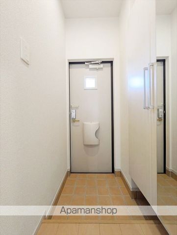 ＪＲ宇野線 彦崎駅 徒歩6分 3階建 築12年の玄関写真