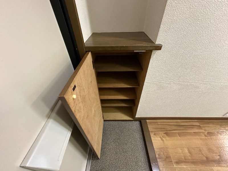 山京マンションの玄関写真