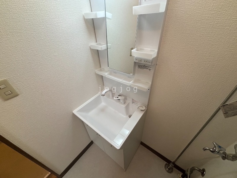 洗面設備　身支度には必須ですね♪