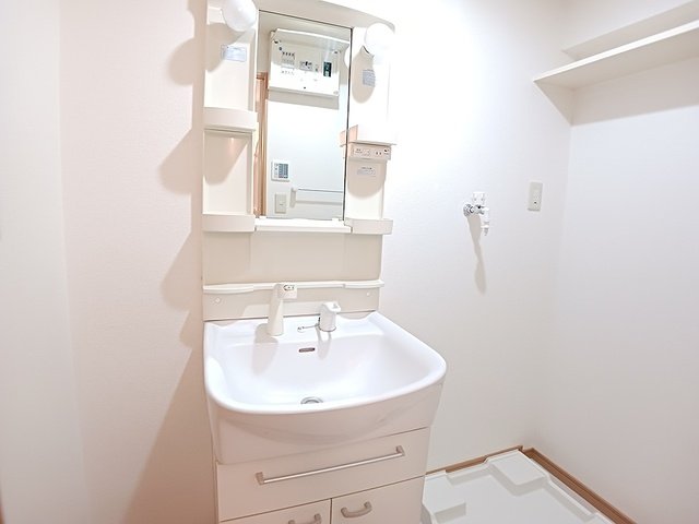 洗面設備　洗面所です
