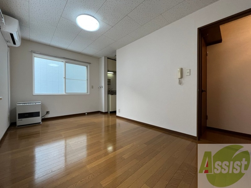 居室・リビング　広くてキレイなお部屋が広がっていて、充実した生活が送れそう。