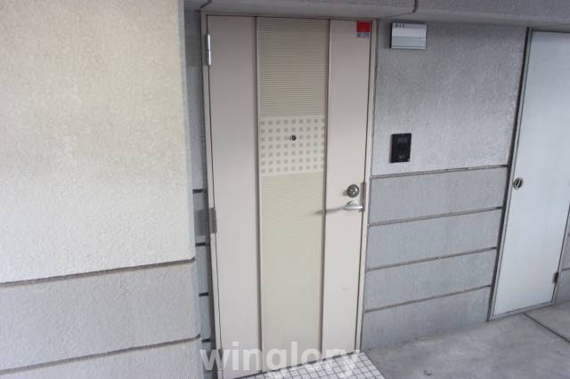 No.46 V-PROJECT 2100 天神の玄関写真