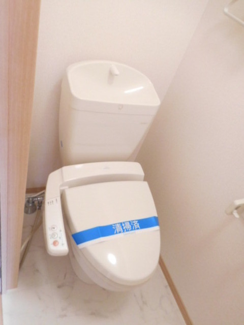 ポートウエストAのトイレ写真
