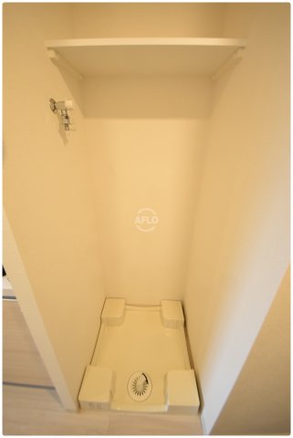 洗面設備　ファステートNAMBA華月　室内洗濯パン