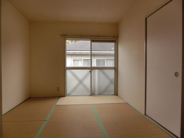 サンハイツ本城 A棟の内装写真
