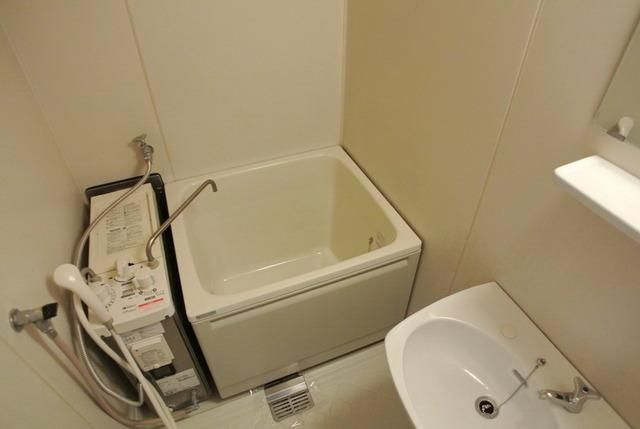 バス・シャワールーム　★お部屋探しは株式会社タウンハウジング東京まで★