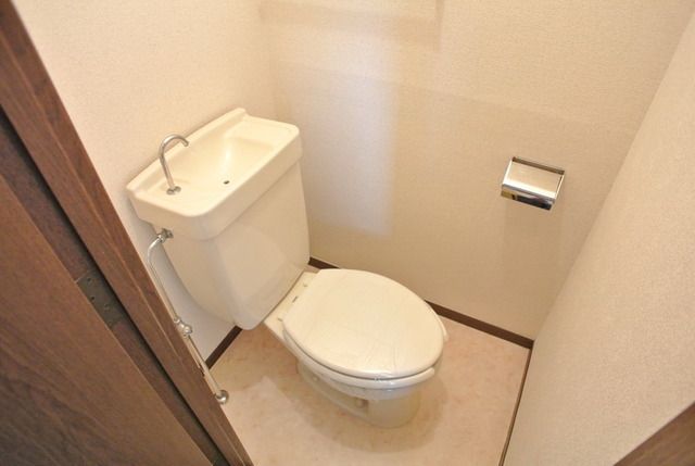 トイレ　★お部屋探しは株式会社タウンハウジング東京まで★