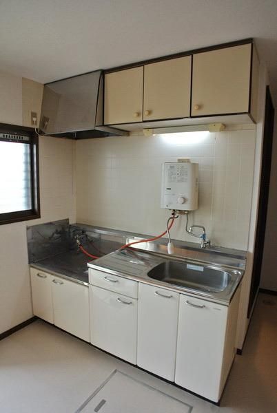 キッチン　★お部屋探しは株式会社タウンハウジング東京まで★
