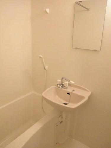 バス・シャワールーム　バス、トイレ別です。